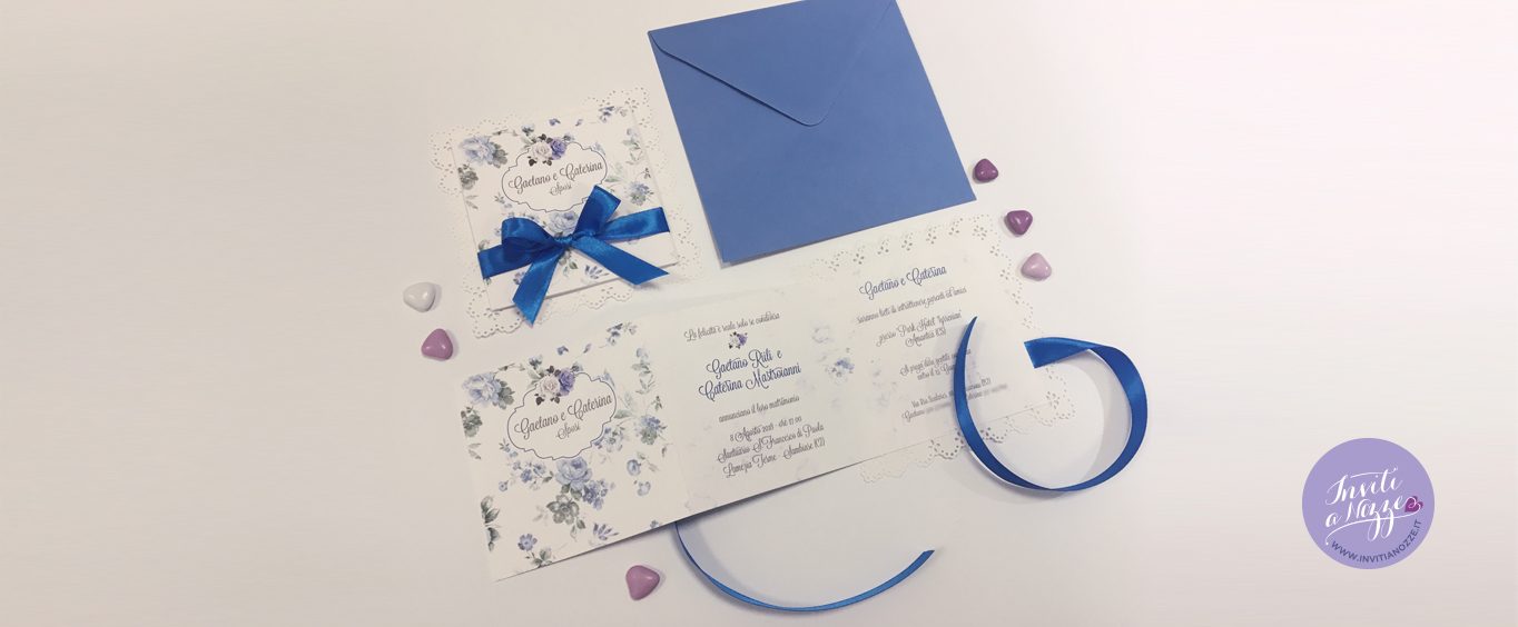 Partecipazione matrimonio fiori blu