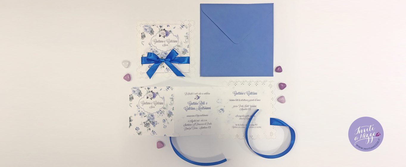 Partecipazione matrimonio fiori blu